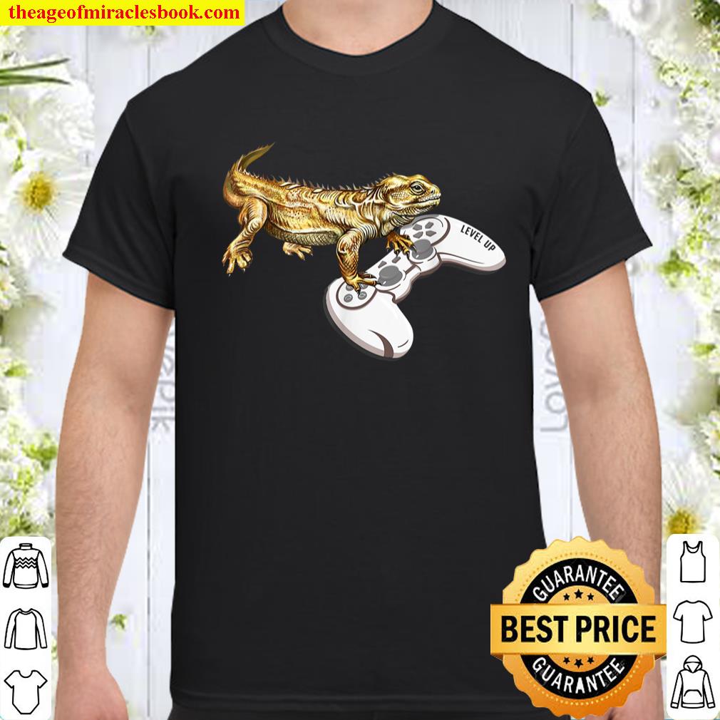 BEARDED DRAGON PLAYING VIDEO GAME REPTILES PAGONA GAMERS T-SHIRT BEARDED DRAGON PLAYING VIDEO GAME REPTILES PAGONA GAMERS T-SHIRT